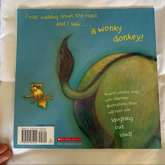 Toddler/ Kids Lot of 3 Books 📚 - Picture 5 of 7